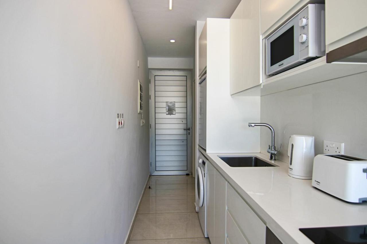 Phaedrus Living - Seaside Luxury Flat Harbour 110 Apartment Paphos Luaran gambar